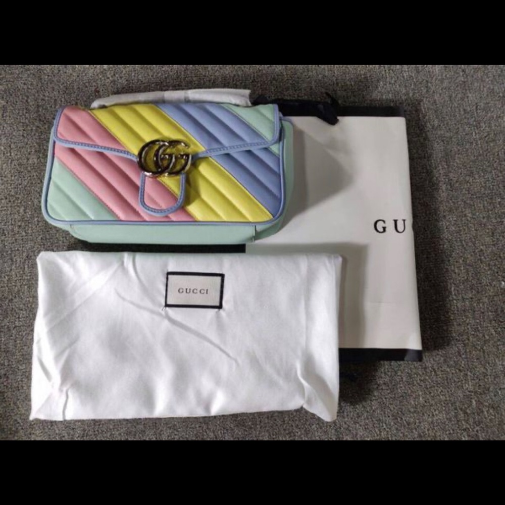 Gucci GG Marmont Small Shoulder Bag